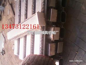 鐵絲網(wǎng)立柱模具生產(chǎn)-高鐵防護(hù)柵欄模具